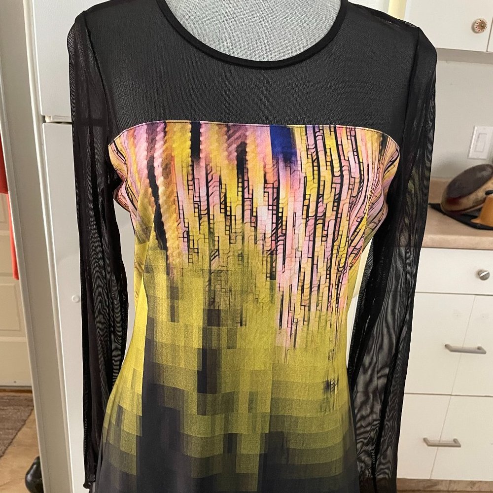 Michael Tyler Abstract Tunic Made In Canada, Size Small